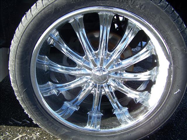 GMC Yukon 2006 photo 2