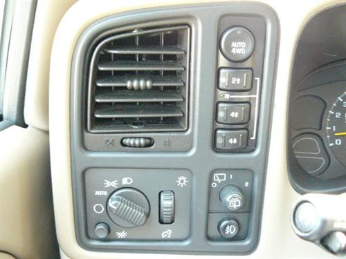 GMC Yukon 2006 photo 2