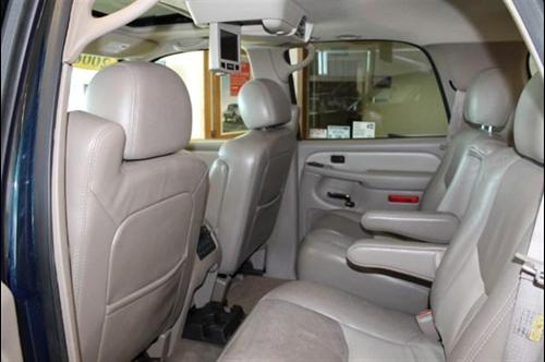 GMC Yukon 2006 photo 2