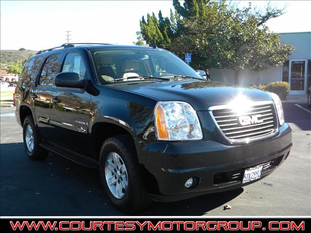 GMC Yukon 4DR WGN I4 LX Sport Utility