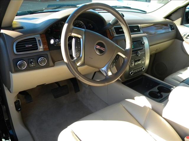 GMC Yukon 2007 photo 1