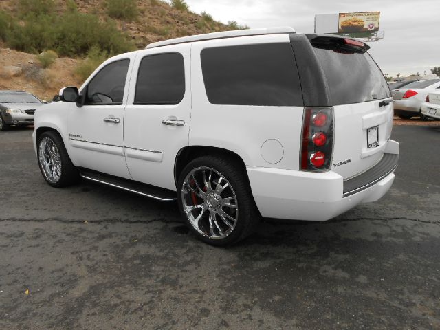 GMC Yukon 2007 photo 3