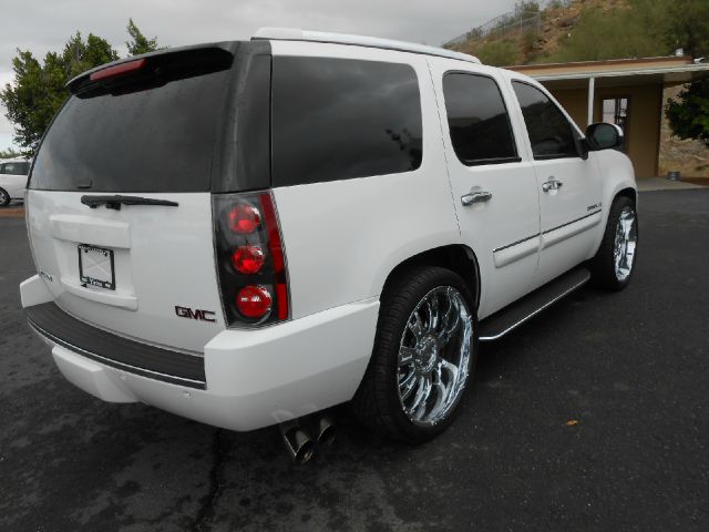 GMC Yukon 2007 photo 4