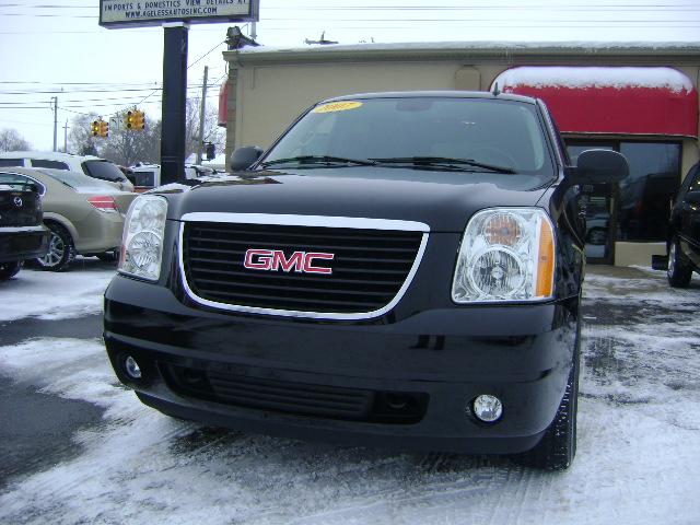 GMC Yukon 45 Sport Utility