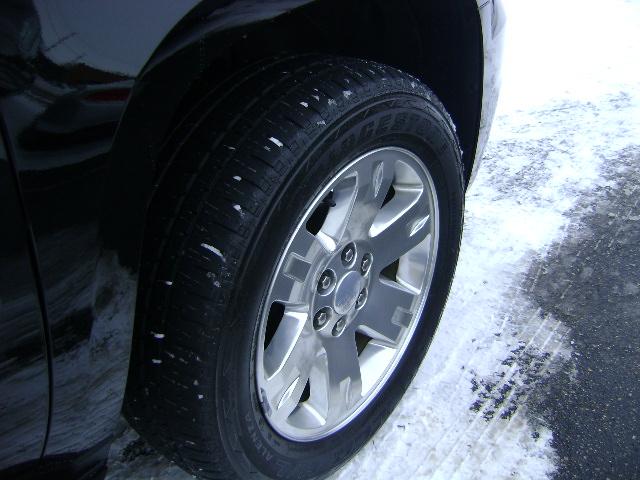 GMC Yukon 2007 photo 2