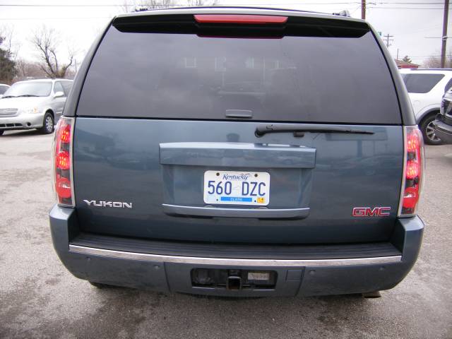GMC Yukon 2007 photo 4