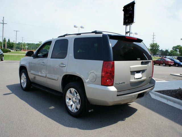 GMC Yukon XL Denali AWD SUV