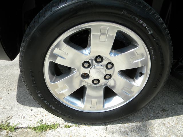 GMC Yukon 2007 photo 2