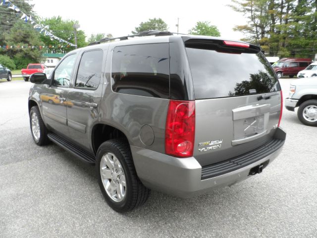 GMC Yukon 2007 photo 3