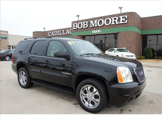 GMC Yukon 45 Sport Utility