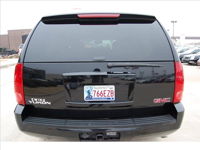 GMC Yukon 2007 photo 3