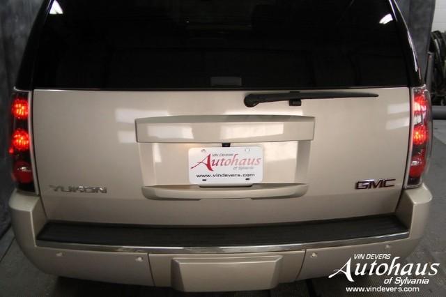 GMC Yukon 2007 photo 3