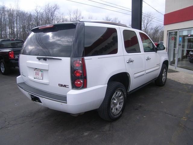 GMC Yukon 2007 photo 3