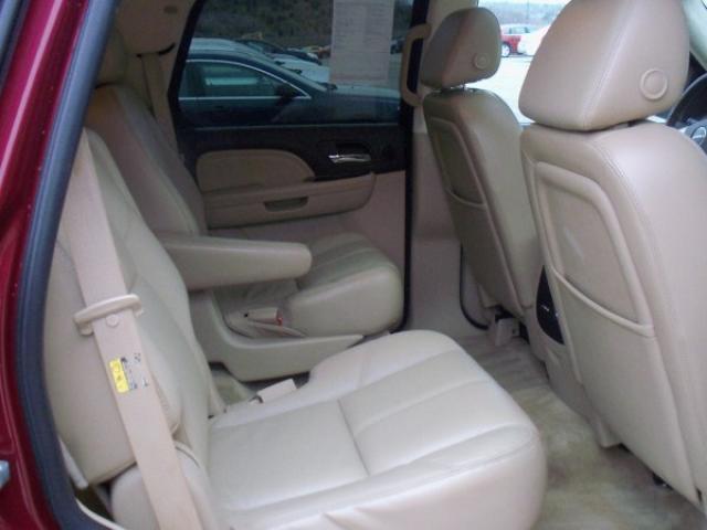 GMC Yukon 2007 photo 2