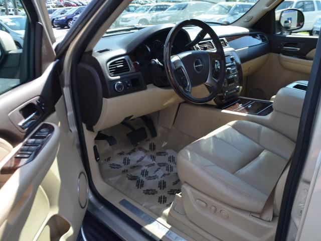 GMC Yukon EX Sedan 4D SUV