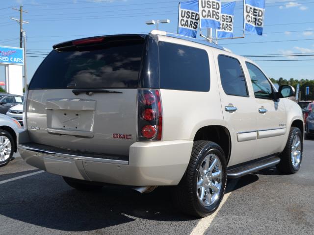 GMC Yukon 2007 photo 4