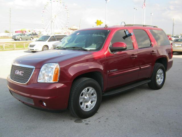 GMC Yukon 2007 photo 2