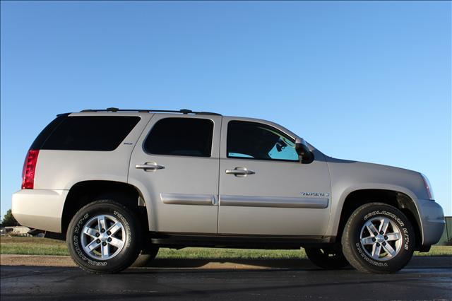 GMC Yukon 2007 photo 1