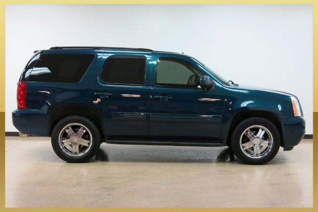 GMC Yukon Prius Hatchback 4D SUV