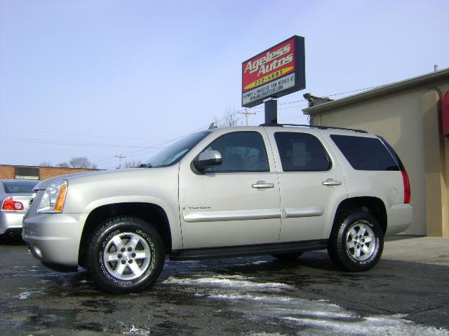 GMC Yukon 45 Sport Utility