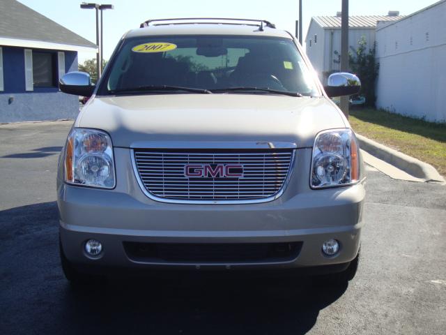 GMC Yukon SLT Sport Utility