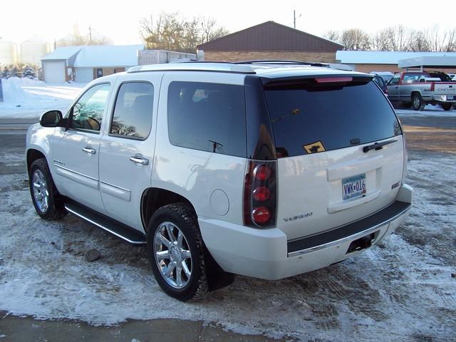 GMC Yukon 2007 photo 3
