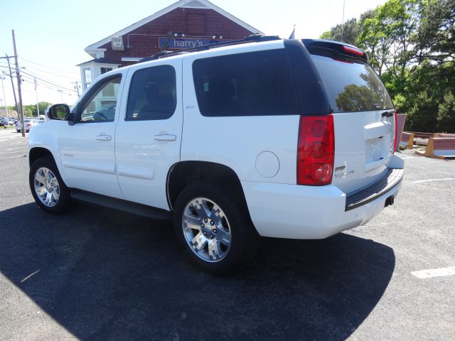 GMC Yukon 2007 photo 1