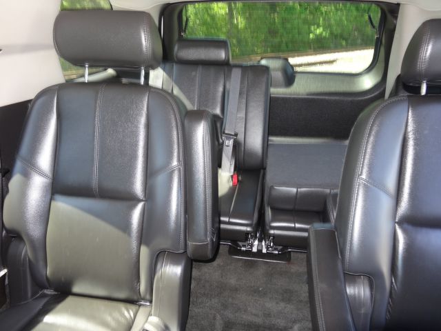 GMC Yukon 2007 photo 2