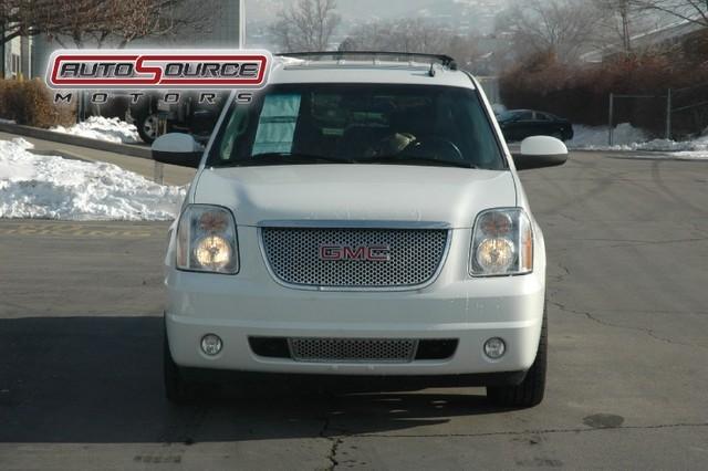 GMC Yukon 2007 photo 1