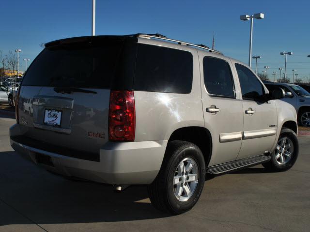 GMC Yukon 2007 photo 3