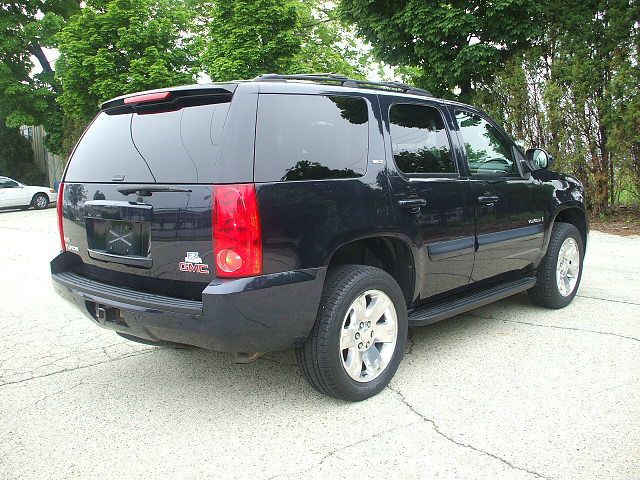 GMC Yukon 2007 photo 3
