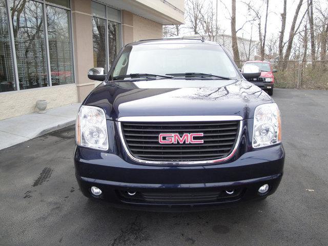 GMC Yukon 2007 photo 1