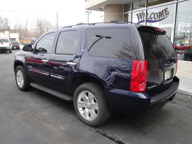 GMC Yukon 2007 photo 4