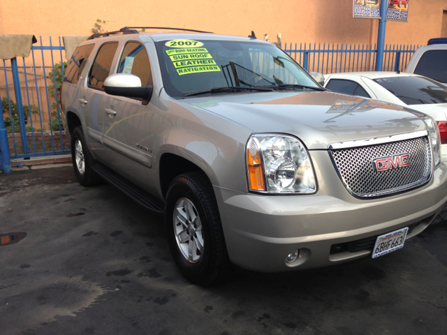 GMC Yukon 2007 photo 2