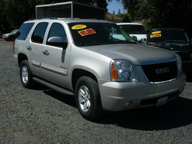GMC Yukon 2007 photo 3