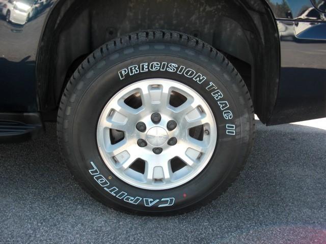 GMC Yukon 2007 photo 2