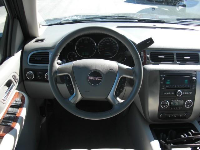 GMC Yukon 2007 photo 4
