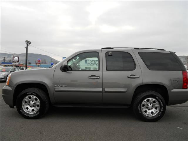 GMC Yukon 2007 photo 2