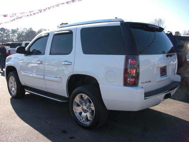 GMC Yukon 2007 photo 1