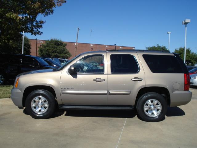 GMC Yukon 45 Sport Utility