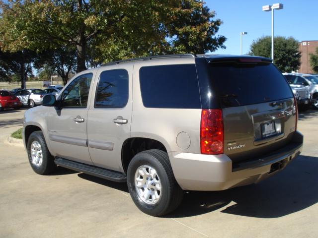 GMC Yukon 2007 photo 1