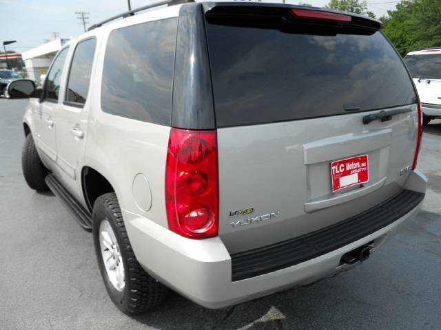 GMC Yukon 2007 photo 1