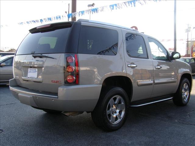 GMC Yukon 2007 photo 3