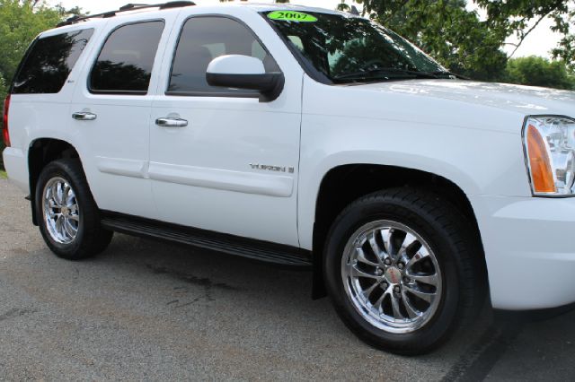 GMC Yukon 2007 photo 1