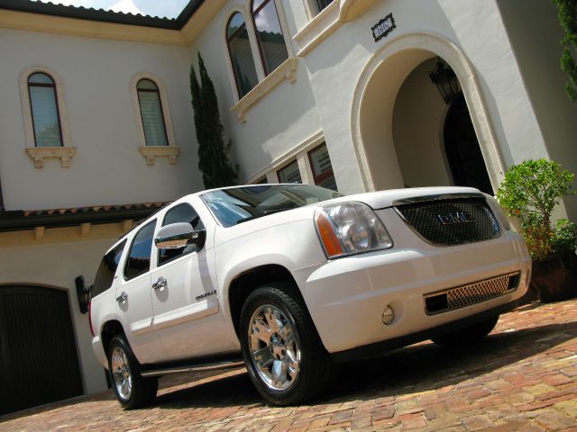 GMC Yukon 2007 photo 3