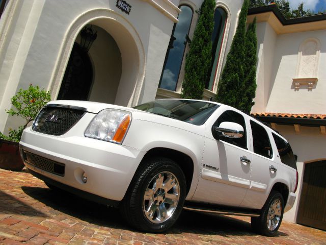 GMC Yukon 2007 photo 4