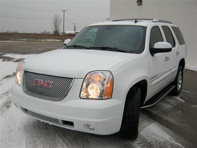GMC Yukon 2007 photo 1