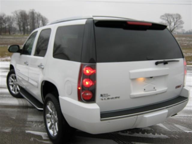 GMC Yukon 2007 photo 4