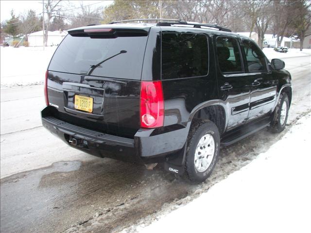 GMC Yukon 2007 photo 3