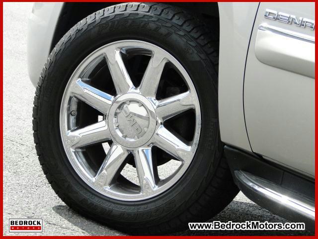 GMC Yukon 2007 photo 3
